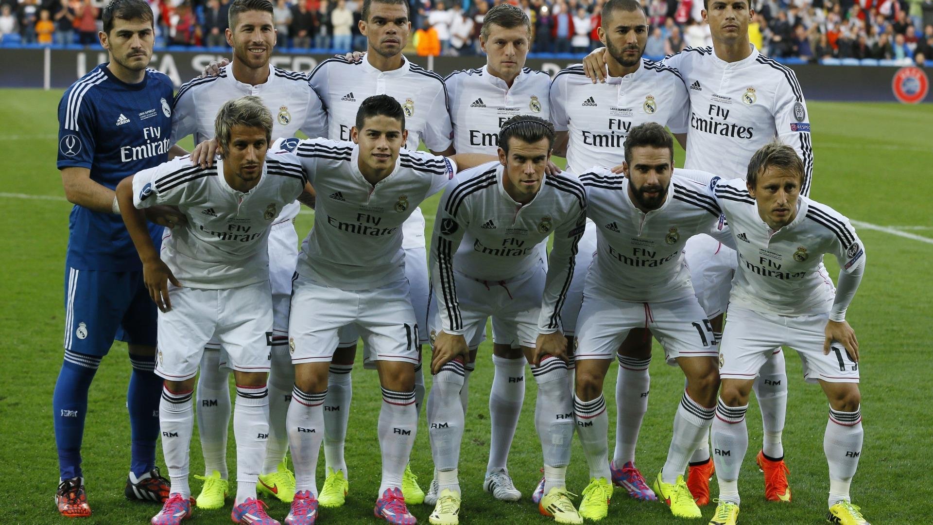 _雄鹿字母哥三双再现，带领球队获胜_，nba雄鹿字母哥简历